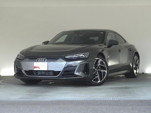 e-tron GTクワトロ 4WD