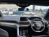 新型3008に共通する雰囲気をもってます!