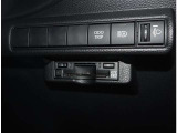 ETC装備です。やはり「高速道路や有料道路の料金所をスムーズに通過できる」のはいいですよね。「持ち合わせのお金がなかった!」なんて時にもETCカードは後払い決済なので安心ですよね。