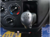 当店ではスポーツグレードや人気車種・上級グレードを主に仕入れ強化しております!中古車でお買い得感あるお車展示中となっておりますのでお客様のご来店、お見積もり依頼お待ちしております。