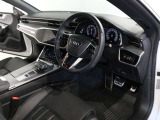Audi認定中古車は、右記条件を満たしております。1・Audi正規輸入車。2・新車時からの整備記録があること。3・初度から12年以内。4・走行10万キロ以内。5・修復歴、改造がない車両。
