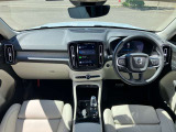 XC40 ウルトラ B4 AWD 4WD 