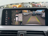 トップビューカメラ。発進の際に障害物がないかカメラで確認可能。全方位障害物センサーでより広範囲にわたって安全に自分の目で確認することが可能です。