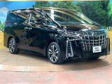 大好評のボディコーティング「弾スプラッシュコート」もご納車までに施工可能。通常のガラスコートと異なる、耐久年数6年の無機質ガラスコーティングが、ボディをキレイな状態に保ってくれます。