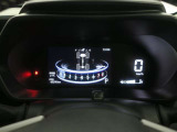 視認しやすい大型のスピードメーター