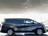 気になる車はすぐにお問い合わせください!画面右側の0066から始まる無料ダイヤルからお問い合わせ下さい!専門スタッフがお車のご質問にお答えいたします!