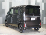 色々なお店で販売しているHonda車ですが、アフターサービスも全てお任せ頂けるのは「HondaCars正規販売店」だけ!ご納車後もお住まいの地域の販売店にて アフターサービスをお任せいただけます。