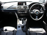 3シリーズセダン 320d 