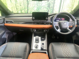 アウトランダー PHEV 2.4 P 4WD 