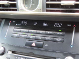 オートエアコンで車内はいつでも快適です♪