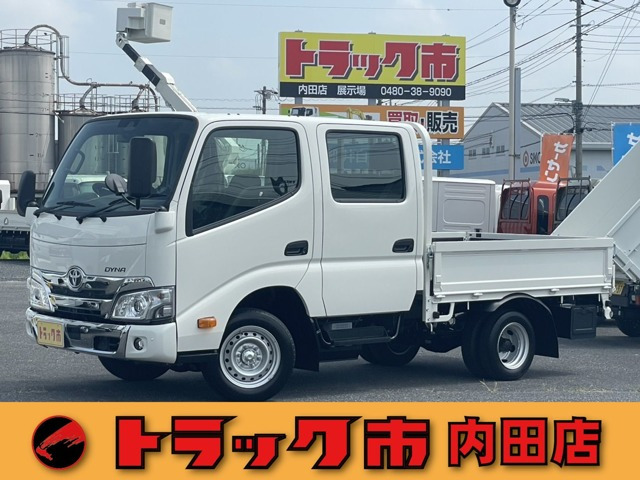 ダイナ2.0 ダブルキャブ ロング ジャストロー届出済未使用車 6速AT Gパッケージ