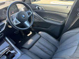 時を経ても深い魅力を放ち続けるBMW。より快適にお乗り頂くためにサポートプログラムをご用意しております。※認定中古車保証は登録日より最長4年間まで延長が可能です。