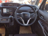運転席 視界がよく操作しやすいスイッチ類がドライブをサポートいたします!