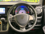 【ステアリングスイッチ】運転中、前方から目線をそらすことなく、オーディオ等の操作が可能な便利機能!安心&快適なドライブを演出してくれます♪