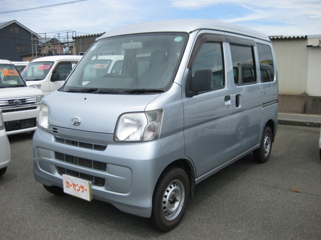 ハイゼットカーゴ デラックス ハイルーフ 4WD 
