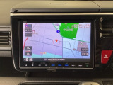 ナビゲーションはフルセグTV対応のGathers純正メモリーナビを搭載しています。Bluetoothオーディオ機能がありますので、スマートフォンなどの音楽も再生できます。