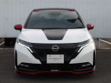 NISMO専用フロントグリル・フロントバンパー・エンブレム・専用フードステッカー。