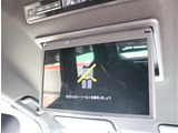 『1台』のお車に対して、3名体制で日々議論を重ね仕入れを行っております。