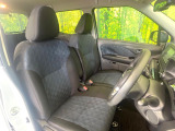 運転席シート廻りは使用感も少なく、良好な状態となっています。前オーナー様が丁寧に使っていたことがよくわかりますね。