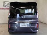 購入後も自社指定整備工場完備でお客様の愛車をしっかりサポート致します!御納車時には安全かつ安心してお乗り頂けるようホンダ専門知識を持つ整備スタッフが点検・整備・装備も説明をしてお渡ししております。