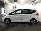 スライドドアなら狭い駐車場でもドアをぶつける心配がありません。ステップが低く乗り降りもしやすいです。