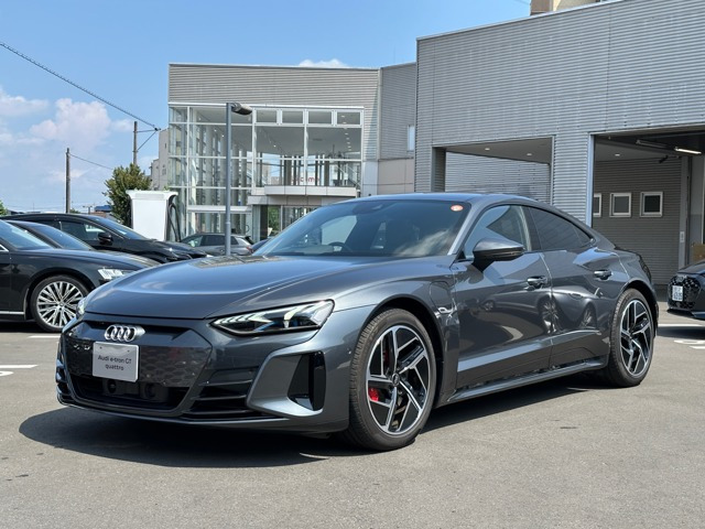 e-tron GTクワトロ 4WD