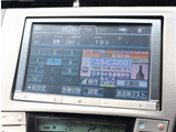 お車選びをお楽しみ頂けるよう、在庫車の展示スペースを十分に確保しております。
