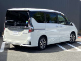 セレナ 1.2 e-POWER ハイウェイスター V 