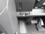 当店は、国道一号線沿いの藤枝北高校前にあるHondaCars藤枝東に隣接してあります。藤枝駅からおよそ12分。焼津インターから10分の距離です。駅までの送り迎えも可能です。