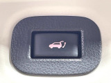 【パワーバックドア】スマートキーや運転席のボタンを押すだけでリアゲートが自動で開閉します!荷物を持っている時や、高い位置にあるバックドアを閉める際に便利な機能です♪