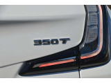 2L直列4気筒ターボ 230馬力、トルクは350N/mを発揮するダウンサイジングターボを搭載致します。