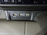 便利な充電用USBジャックも付いています☆