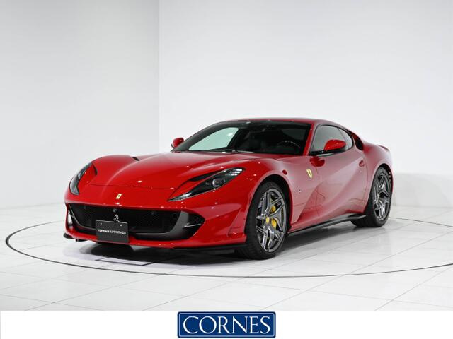 Ferrari フェラーリ 812 スーパーファスト　カタログ 812スーパーファスト（フェラーリ）のカタログ｜中古車なら