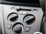 自社整備工場から板金工場、保険やローン等お車に関してはフルサポート!楽しいカーライフのお手伝いをぜひお任せください!自社板金工場・に加え、運輸支局認証工場にて、しっかり点検整備させて頂いております。
