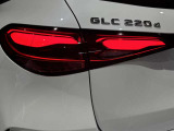 LEDインテリジェントライチシステム搭載!複数の照射モードおよび機能を備え、走行状況に適した照射を行います。