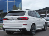 名鉄AUTOオリジナルコーティングMコートをはじめウインドフィルム施工、ドライブレコーダー取付、BMWパフォーマンスアクセサリーなど各種承ります。