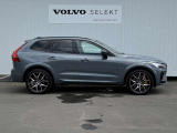 ◆サイド/流麗なプロポーションはVOLVO車の真骨頂。「美しいものと共にありたい」というオーナーの願いを満たします