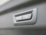 電動リアゲート装備。バンパー下でのキックオープン&クローズ機能も装備です。