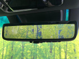 【デジタルインナーミラー】後席の大きな荷物や同乗者で後方が確認しづらい時でも安心!カメラが撮影した車両後方の映像をルームミラー内に表示。クリアな視界で状況の確認が可能です!