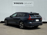 ◆バック/万が一を考え、安全性を重視する方に選ばれているVOLVO車。ドアを開閉するとその重み・厚みに驚くはず