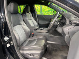 運転席シート廻りは使用感も少なく、良好な状態となっています。丁寧に使われていたことがよくわかりますね。