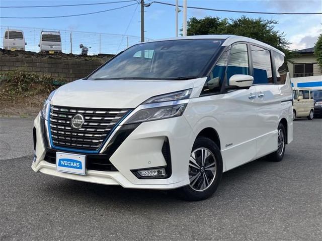セレナ1.2 e-POWER ハイウェイスター V