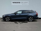 ◆サイド/流麗なプロポーションはVOLVO車の真骨頂。「美しいものと共にありたい」というオーナーの願いを満たします