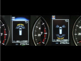 コーナーセンサーを車の前後に装備。障害物までの距離に応じて警告音を変えてお知らせ。縦列駐車時や駐車場・車庫などでの取り回しをサポートします。詳細は販売店スタッフまでおたずねください。