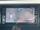 【 全方位カメラ 】上から見下ろしたように駐車が可能です。安心して縦列駐車も可能です♪
