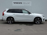 ◆サイド/流麗なプロポーションはVOLVO車の真骨頂。「美しいものと共にありたい」というオーナーの願いを満たします