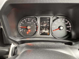 メーターがシンプルで見やすく運転しやすいですね!◆乗って触って体感してみてください!!当社車両は試乗可能です!お気軽にスタッフまでご相談ください!