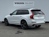 ◆バック/万が一を考え、安全性を重視する方に選ばれているVOLVO車。ドアを開閉するとその重み・厚みに驚くはず