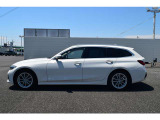 ご納車前には、BMWを熟知したメカニックによる100項目の点検・整備を行います。不具合箇所、交換時期に達している部品に関しましては、全て当社負担で交換してからのご納車となります。