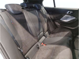 【エアバック】BMWのエアバックやその他の安全装備は、互いに補完しあう事で徹底した安全性を貫きます。万一の事故の際にそれぞれ最適な保護を提供してくれます!